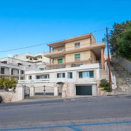 Belvedere Della Valle D'itria 치스테르니노